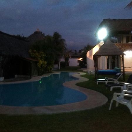 Hotel Cabanas Pie De La Cuesta Coyuca Exterior foto