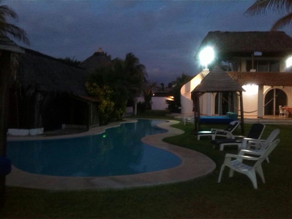 Hotel Cabanas Pie De La Cuesta Coyuca Exterior foto